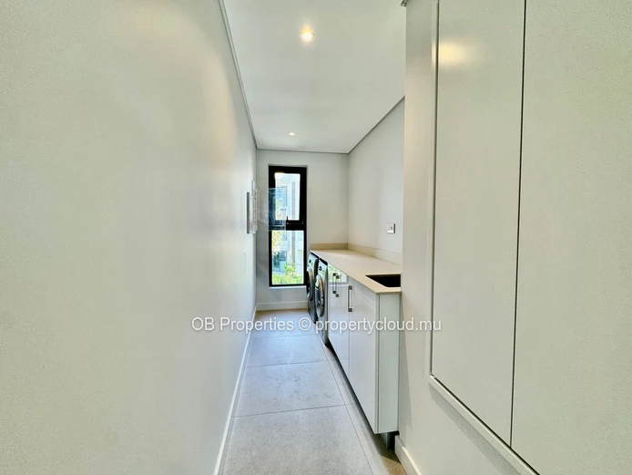 Luxurious 3 Bedroom Apartment