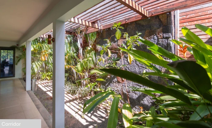 Prestigious Commercial Premises with Exclusive Boat Parkings - Grand Baie  