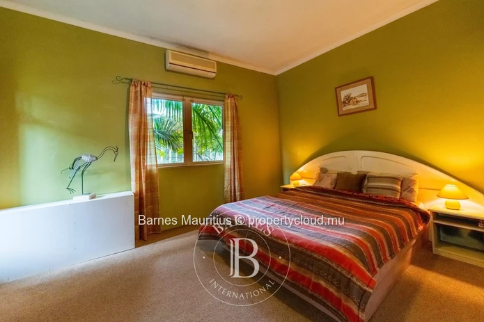 MOKA - Beautiful family house with tropicalised garden - 3 bedrooms