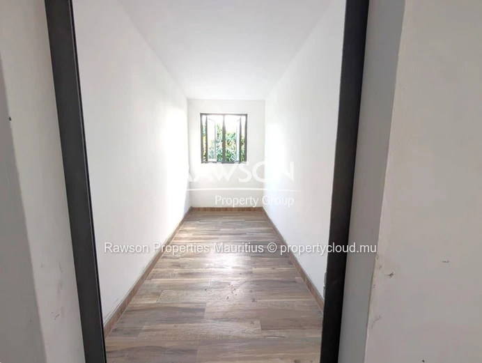 Commercial Space To Let In The Vale | Mur 125,000 Per Month | Prime Location | 420 Sqm