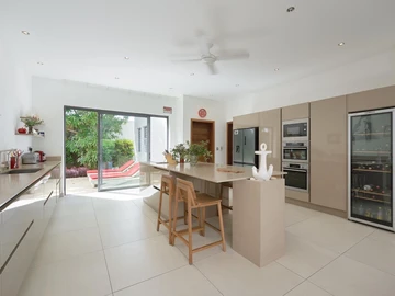 4 Bedroom Villa