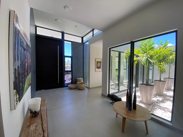 6 Bedroom Villa
