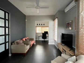 4 Bedroom Villa