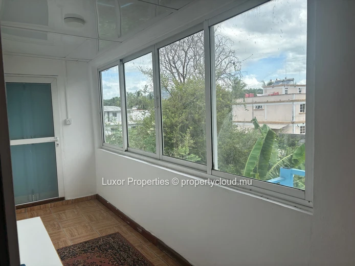 For rent 3 bedrooms apartment – Peaceful and Green Living in Albion