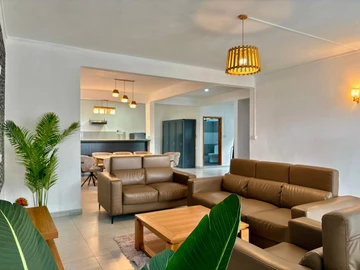 4 Bedroom Villa