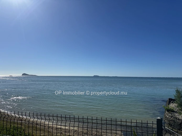 3-Bedroom Penthouse in Melville with Private Pool