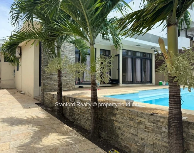 Villa for Rent – 3 Bedrooms with Pool, Grand Baie, North