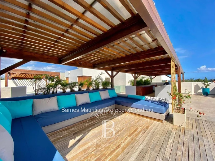 POINTE AUX CANONNIERS - Penthouse with lagoon view - 3 bedrooms