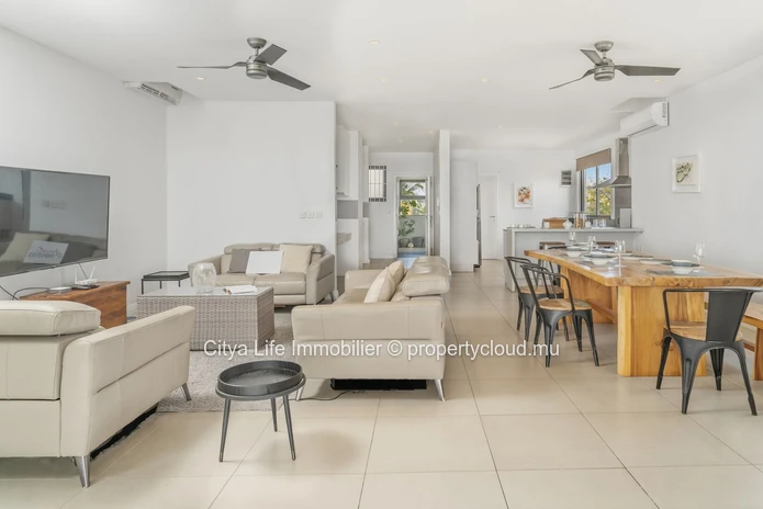 Furnished 3-Bedroom Penthouse with Pool in Pointe aux Biches