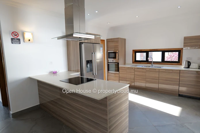 Furnished 3-Bedroom Villa with Private Pool in Pointe aux Piments