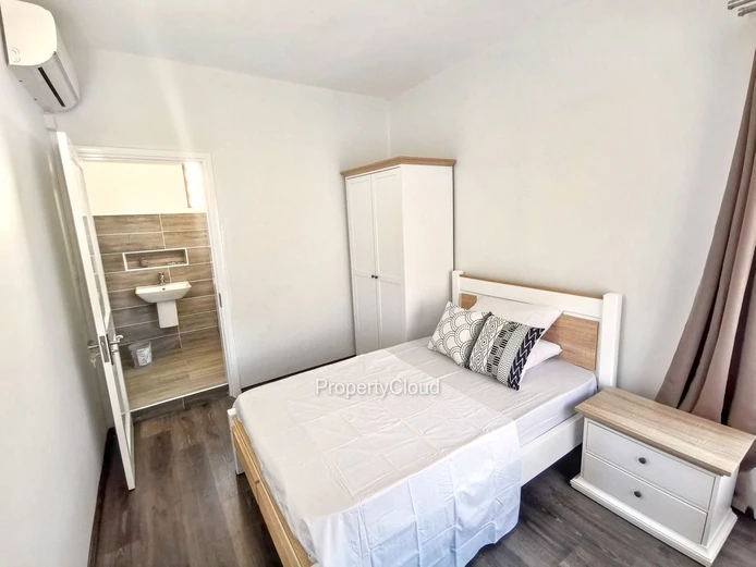 À Louer – Townhouse De 3 Chambres À Ébène