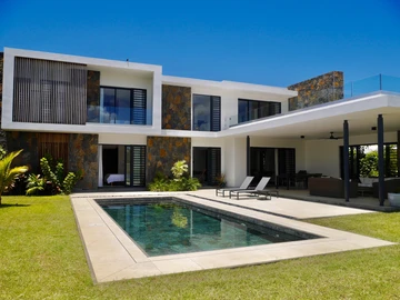 4 Bedroom Villa