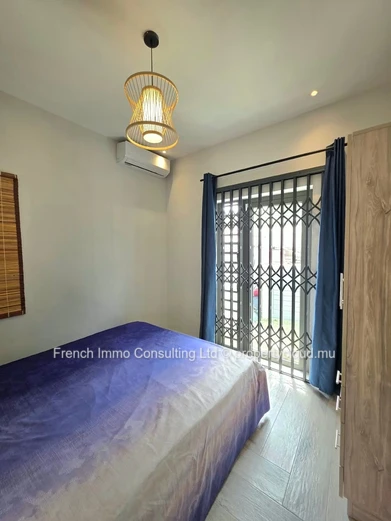 Villa de 4 chambres en location moyen terme a pereybere