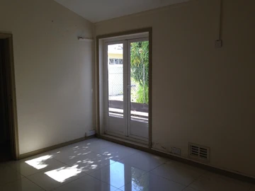 Bureau de 10 Chambres