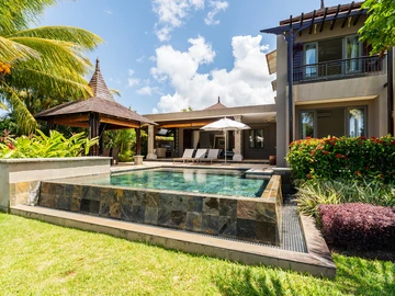 4 Bedroom Villa