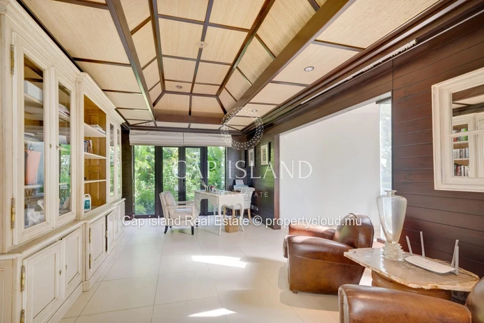 Exceptional villa with 180° view - BEAU CHAMP -
