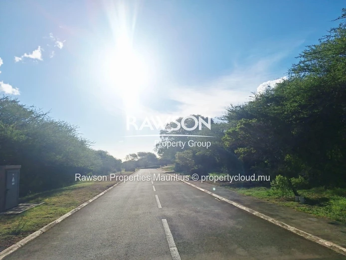 For Sale – Prime Residential Land in Domaine de Palmyre, Black River