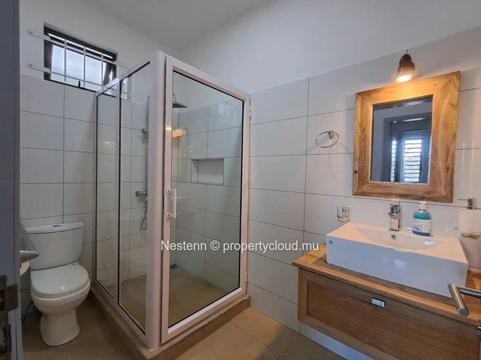 Beautiful 4-bedroom villa with private pool & rooftop 
