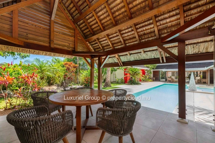 Luxueuse Villa dans Résidence Privée à Grand Baie 