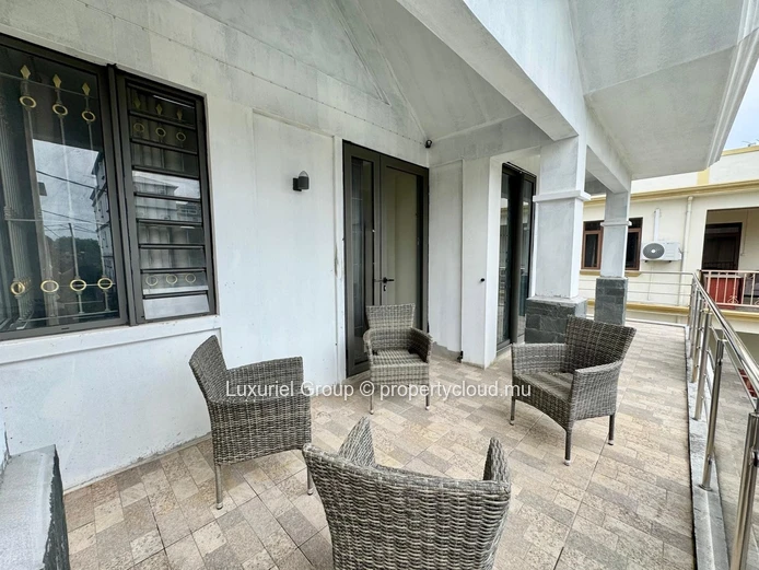 Refined Family Villa in Mont Choisy – Privacy, Comfort and Prime Location