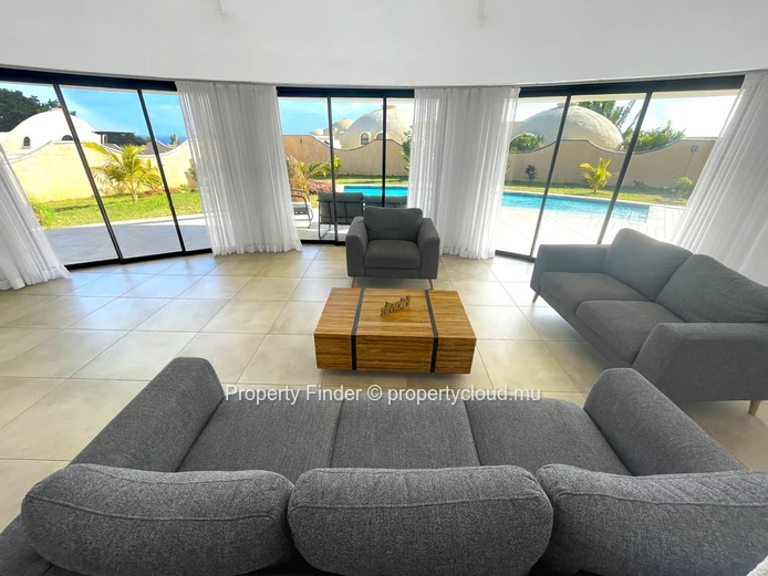Villa 3 Chambres à Louer avec Piscine, Accès Salle de Sport et Vue sur Mer – Maurice