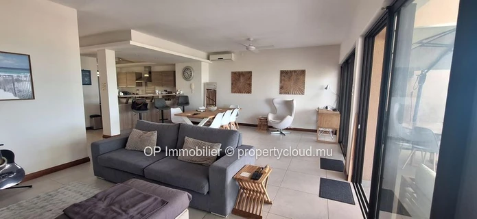 Luxurious Apartment with Stunning Views in Tamarin