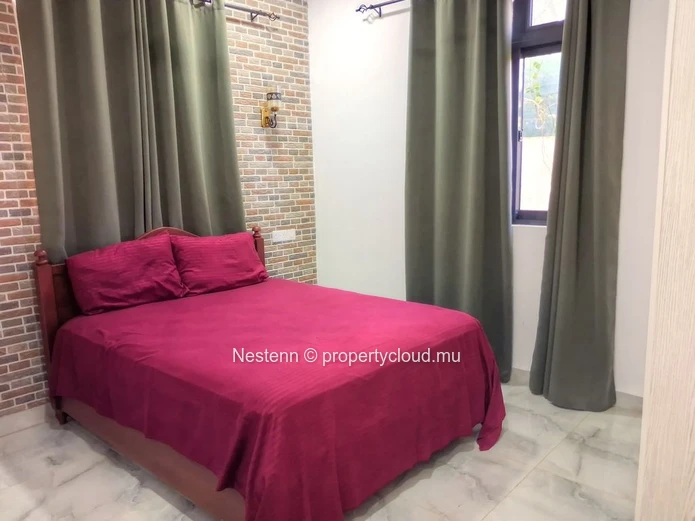 Beautiful And Spacious 5-Bedroom Villa With Pool