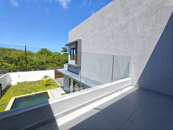 Villa For Rent – Calodyne-North