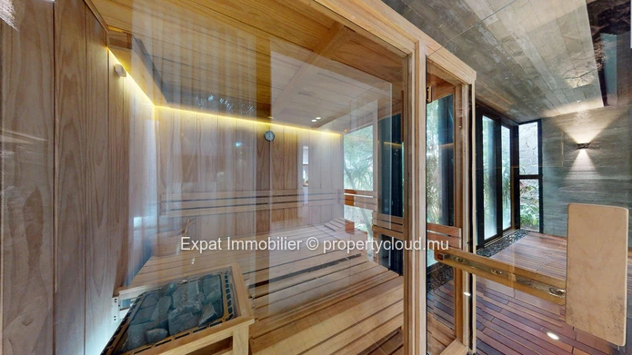 Luxury Apartment By The Water – Erok Residence