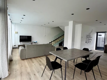 3 Bedroom Townhouse, Duplex