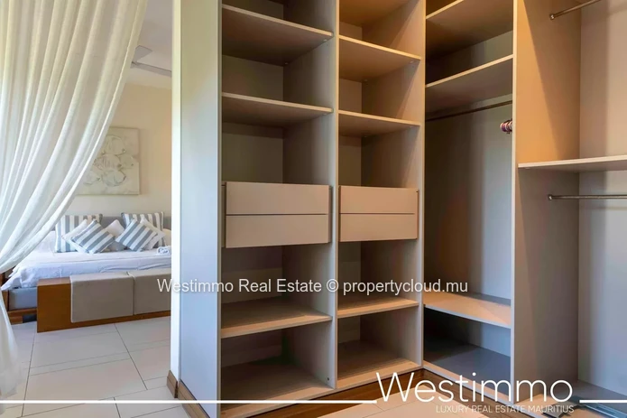 3-bedroom furnished apartment with terrace for rent in Mauritius