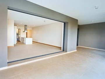4 Bedroom Apartment