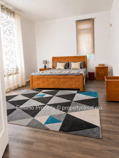 Villa de 5 chambres à Louer 