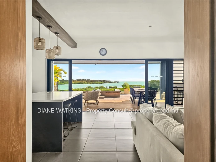 Penthouse de luxe avec piscine privée à vendre à Poudre d'Or
