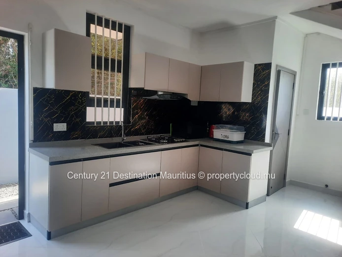 Brand new duplex villas with common pool and private gate