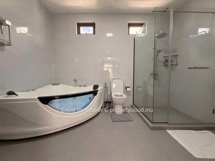 Brand-New 4-Bedroom Villa with Private Pool – Pointe aux Piments