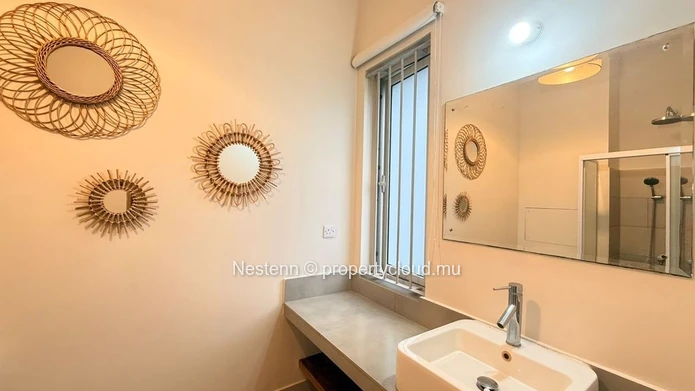  Fully furnished 2-Bedroom Apartment on Ground Floor