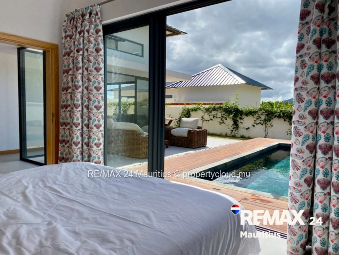 Pet-Friendly Villa for Rent in Tamarin