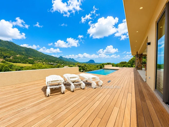 Exceptional 3-Bedroom Villa with Office for Rent at Domaine de Palmyre