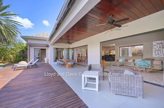 4-Bedroom En-Suite Villa with Office in Grand Baie