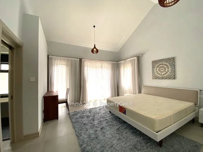 House / Villa - 3 bedrooms - Trianon - Ref. MA55623LO