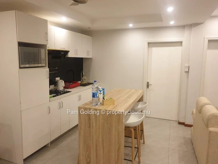 Un charmant appartement entièrement meublé au rez-de-chaussée, au cœur de Flic-en-Flac