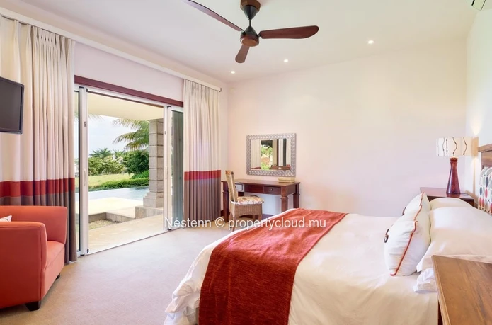 Villa de 4 chambres avec piscine privée et jardin dans un domaine avec golf