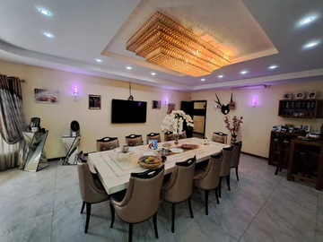 Maison de 9 Chambres
