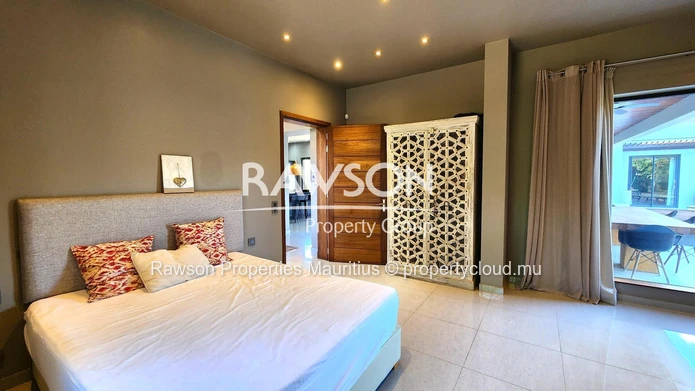 Villa 4 Chambres | Bureau | Piscine | Accessible Aux Étrangers | Pereybere | €