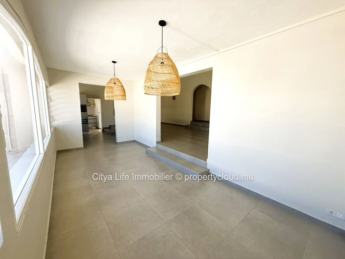 Spacious Renovated House for Sale in Rose Hill – Ideal for Investment or Family Living