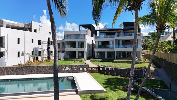 Beach Front Apartment 