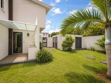 4 Bedroom Villa