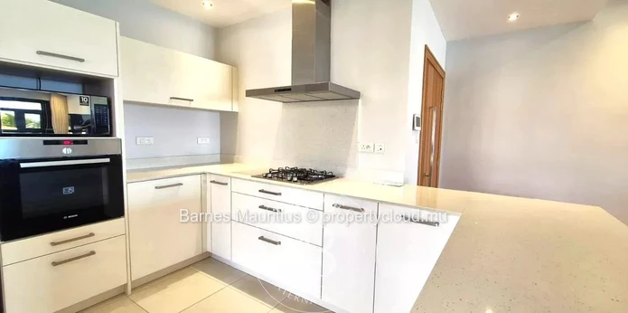 PEREYBÈRE  - Modern Apartment -  3 Bedrooms