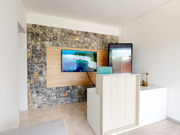 4 Bedroom Hotel